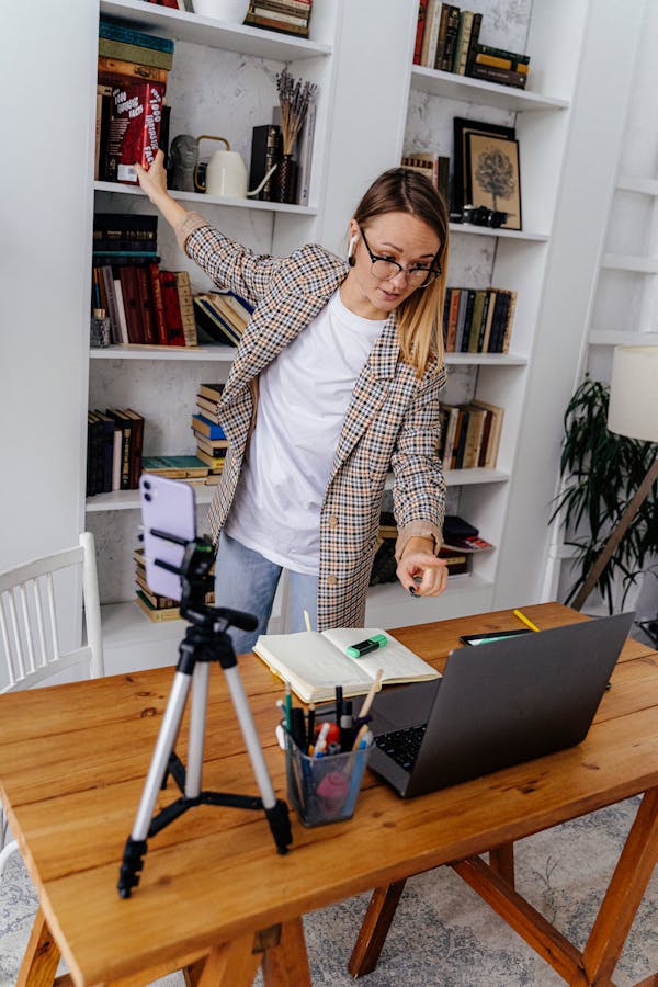 Virtual Assistance: A Smart and Easy Online Money